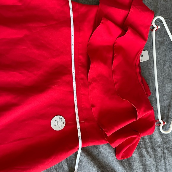 Chi chi London tall red strapless dress - Picture 8 of 8